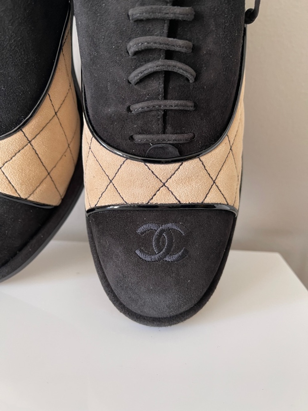 NIB Chanel™ Goatskin Black and Beige CC Lace-Ups Shoes Booties block heel - Picture 2 of 10